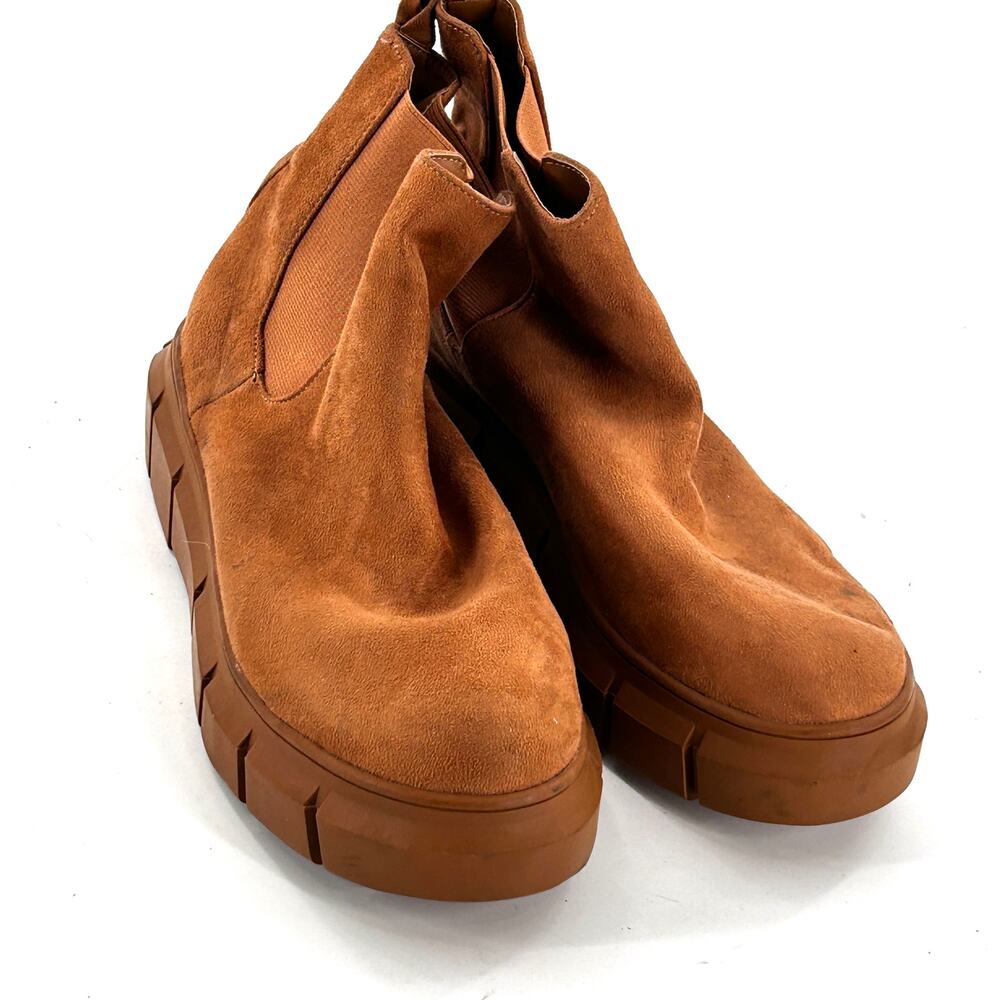 BP Niya Lug Sole Chelsea Boots 9 Tan NWOT Faux Suede Ankle Booties Platform 90s - Picture 9 of 9